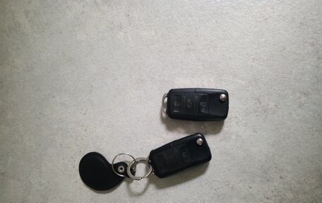 Volkswagen Passat B5+ рестайлинг, 2004 год, 550 000 рублей, 1 фотография