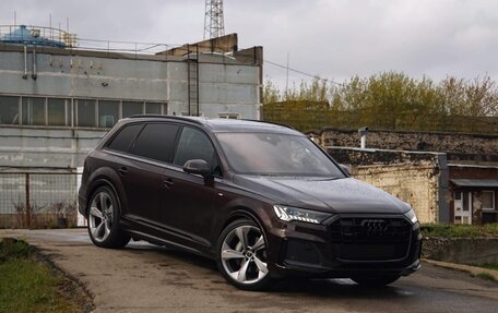 Audi Q7, 2021 год, 9 000 000 рублей, 2 фотография