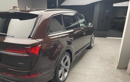 Audi Q7, 2021 год, 9 000 000 рублей, 12 фотография