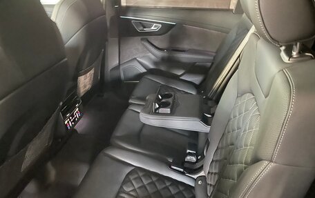 Audi Q7, 2021 год, 9 000 000 рублей, 8 фотография