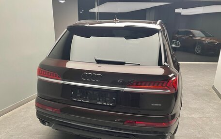 Audi Q7, 2021 год, 9 000 000 рублей, 13 фотография