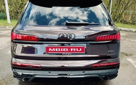 Audi Q7, 2021 год, 9 000 000 рублей, 15 фотография
