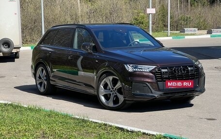 Audi Q7, 2021 год, 9 000 000 рублей, 14 фотография