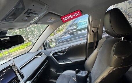 Toyota RAV4, 2020 год, 3 430 000 рублей, 3 фотография
