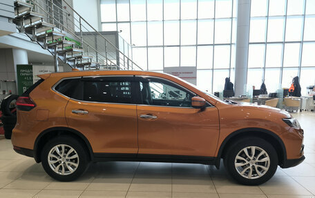 Nissan X-Trail, 2018 год, 1 990 000 рублей, 8 фотография