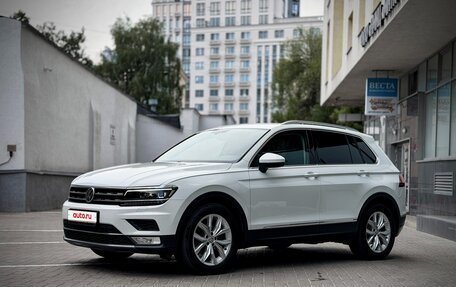Volkswagen Tiguan II, 2017 год, 2 480 000 рублей, 6 фотография