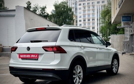 Volkswagen Tiguan II, 2017 год, 2 480 000 рублей, 3 фотография