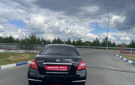 Nissan Teana, 2011 год, 950 000 рублей, 3 фотография