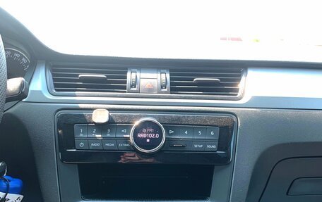 Skoda Rapid I, 2015 год, 921 400 рублей, 17 фотография