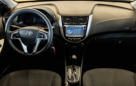 Hyundai Solaris II рестайлинг, 2012 год, 849 000 рублей, 5 фотография