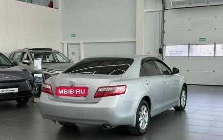 Toyota Camry, 2011 год, 1 370 000 рублей, 4 фотография