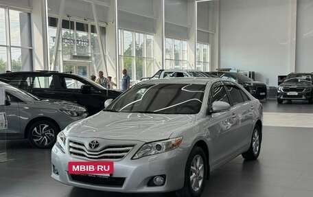 Toyota Camry, 2011 год, 1 370 000 рублей, 5 фотография