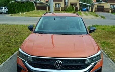Volkswagen Taos, 2021 год, 2 750 000 рублей, 2 фотография