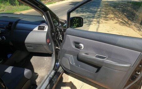 Nissan Tiida, 2007 год, 850 000 рублей, 28 фотография