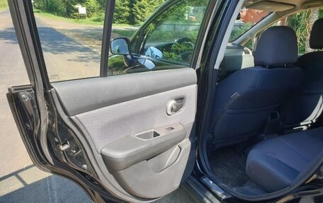 Nissan Tiida, 2007 год, 850 000 рублей, 23 фотография