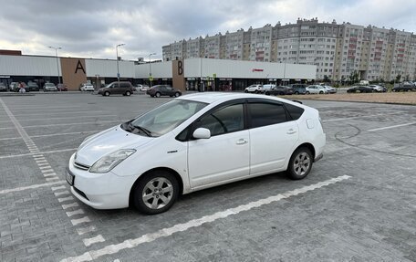 Toyota Prius, 2008 год, 950 000 рублей, 3 фотография
