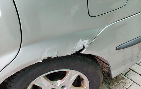 Nissan Almera Tino i, 2003 год, 199 000 рублей, 14 фотография