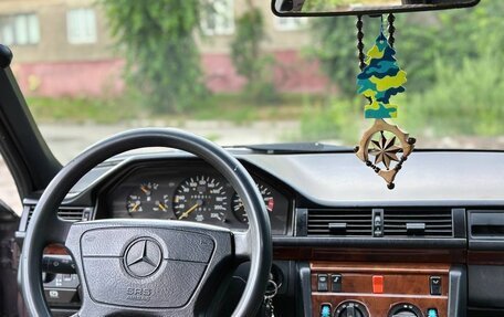 Mercedes-Benz W124, 1992 год, 400 000 рублей, 6 фотография
