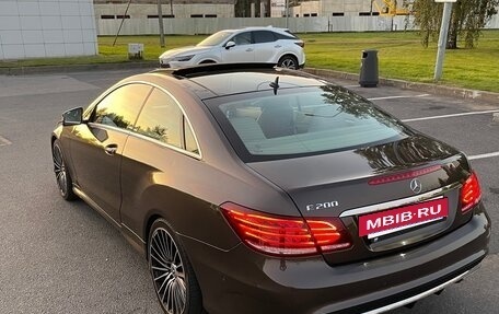Mercedes-Benz E-Класс, 2014 год, 2 150 000 рублей, 4 фотография