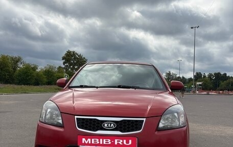 KIA Rio II, 2011 год, 600 000 рублей, 2 фотография