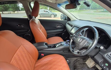 Honda Vezel, 2014 год, 1 370 000 рублей, 10 фотография