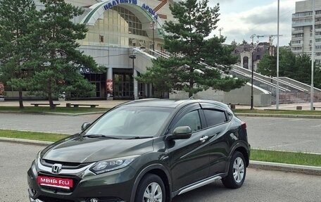 Honda Vezel, 2014 год, 1 370 000 рублей, 6 фотография