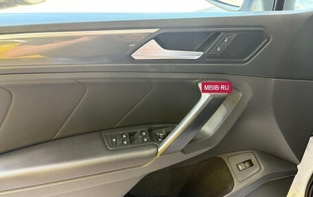 Volkswagen Tiguan II, 2019 год, 2 899 000 рублей, 10 фотография