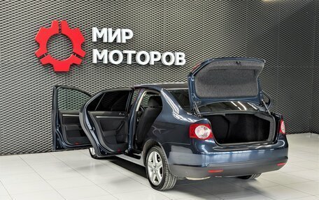 Volkswagen Jetta VI, 2010 год, 777 000 рублей, 10 фотография