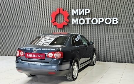 Volkswagen Jetta VI, 2010 год, 777 000 рублей, 4 фотография