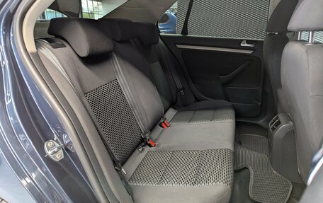 Volkswagen Jetta VI, 2010 год, 777 000 рублей, 16 фотография