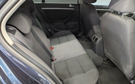 Volkswagen Jetta VI, 2010 год, 777 000 рублей, 15 фотография