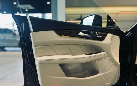Mercedes-Benz CLS, 2016 год, 2 350 000 рублей, 22 фотография