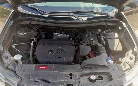Mitsubishi Outlander III рестайлинг 3, 2013 год, 1 800 000 рублей, 1 фотография