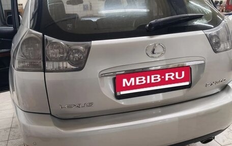 Lexus RX II рестайлинг, 2004 год, 1 050 000 рублей, 3 фотография