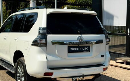 Toyota Land Cruiser Prado 150 рестайлинг 2, 2017 год, 3 699 000 рублей, 7 фотография
