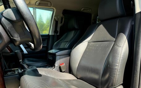 Toyota Land Cruiser Prado 150 рестайлинг 2, 2017 год, 3 699 000 рублей, 19 фотография