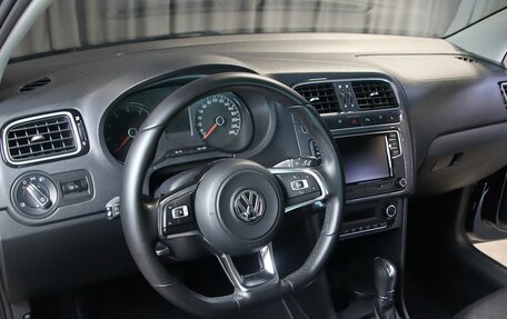 Volkswagen Polo VI (EU Market), 2019 год, 1 099 000 рублей, 8 фотография