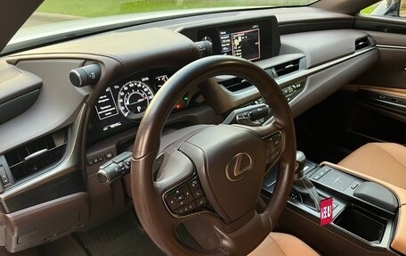 Lexus ES VII, 2021 год, 3 450 000 рублей, 20 фотография