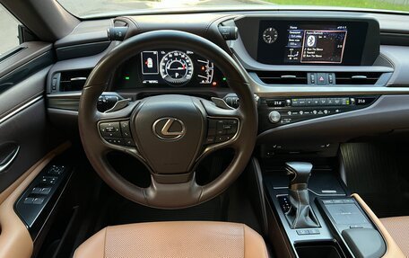 Lexus ES VII, 2021 год, 3 450 000 рублей, 32 фотография