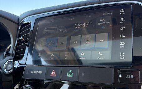Mitsubishi Outlander III рестайлинг 3, 2022 год, 3 449 000 рублей, 21 фотография