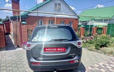 Mitsubishi Outlander III рестайлинг 3, 2013 год, 1 800 000 рублей, 6 фотография