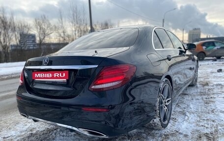 Mercedes-Benz E-Класс, 2017 год, 2 990 000 рублей, 3 фотография