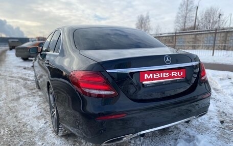 Mercedes-Benz E-Класс, 2017 год, 2 990 000 рублей, 5 фотография