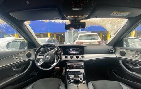 Mercedes-Benz E-Класс, 2017 год, 2 990 000 рублей, 7 фотография