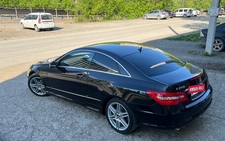 Mercedes-Benz E-Класс, 2012 год, 1 550 000 рублей, 5 фотография