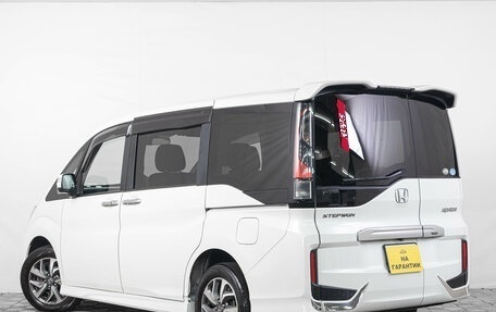 Honda Stepwgn IV, 2016 год, 1 849 000 рублей, 5 фотография