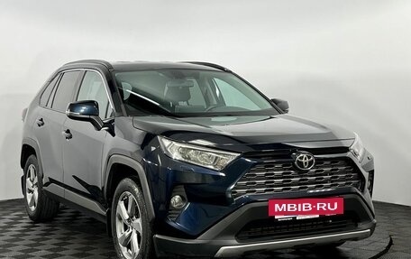 Toyota RAV4, 2020 год, 3 100 000 рублей, 4 фотография