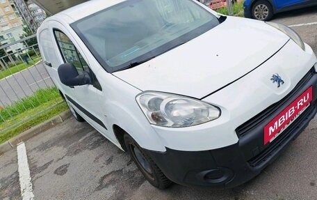 Peugeot Partner II рестайлинг 2, 2014 год, 489 000 рублей, 2 фотография