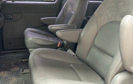 Dodge Caravan IV, 2004 год, 470 000 рублей, 11 фотография