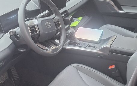 Toyota RAV4, 2026 год, 4 000 000 рублей, 3 фотография
